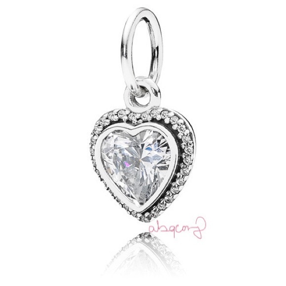 EUC Pandora 390366CZ Sterling Silver Sparkling Love Heart Pendant w/ Clear CZs - Picture 1 of 11